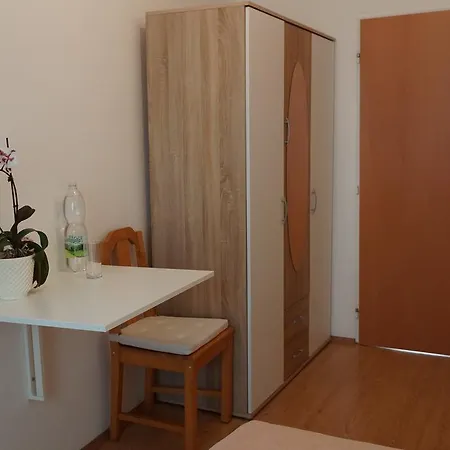 Im Weinviertel Homestay Bad Pirawarth